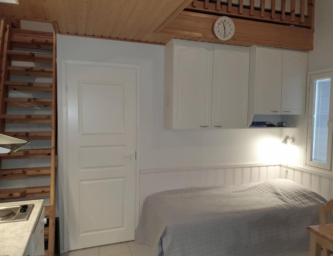 Levi Lumia Home, Moonlight 409 Luaran gambar
